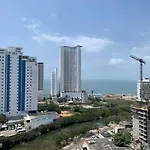 Bello Apartamento Con Vista Al Mar