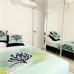 Bello Apartamento Con Vista Al Mar